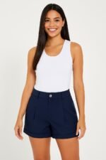Short Alfaiataria Elegante Plissado Bolso e Barra - Imagem 2