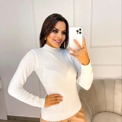 Blusa Feminina Tricot Gola Alta Canelada