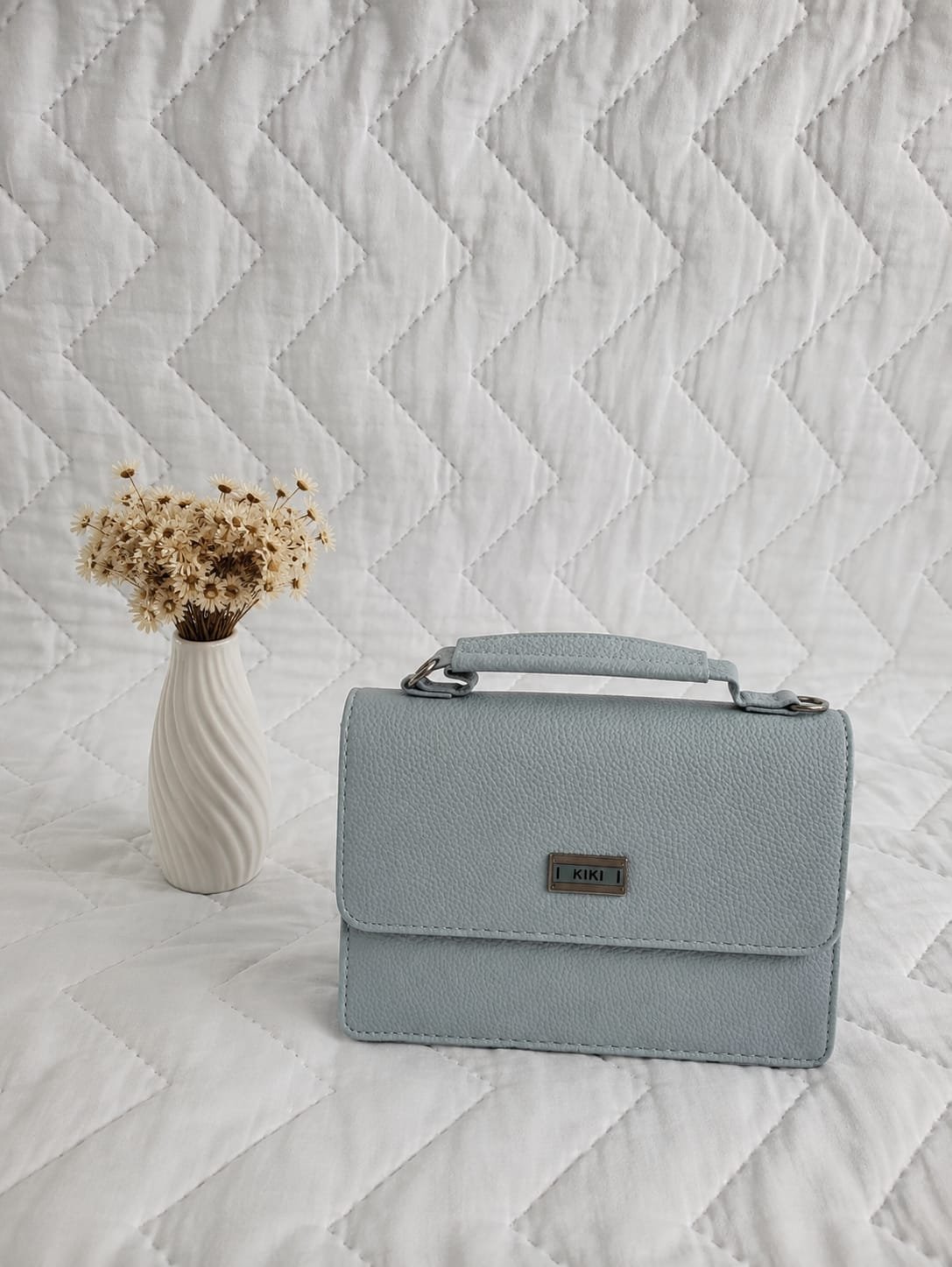 Bolsa Feminina Estruturada Kiki com Alça de Mão