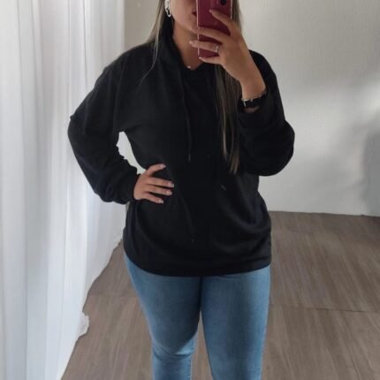 Blusa Feminina com Capuz e Cordão