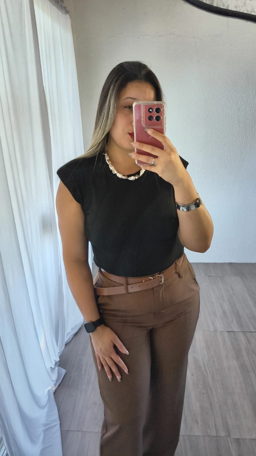 Blusa Feminina Básica com Ombreiras