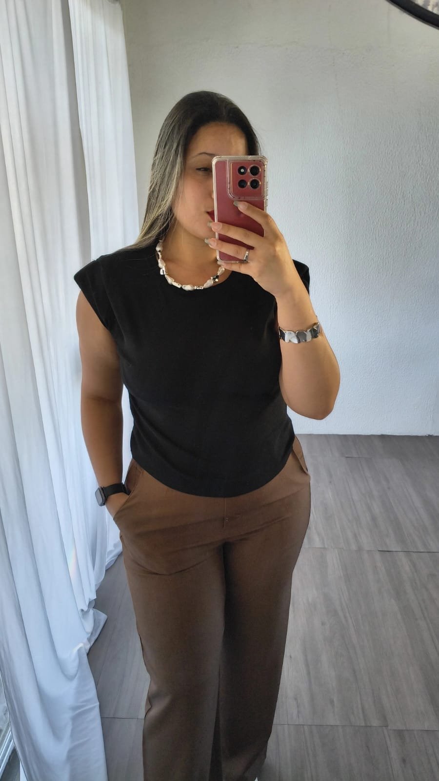 Blusa Feminina Básica com Ombreiras